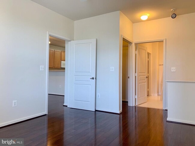 Building Photo - 12001 Market St