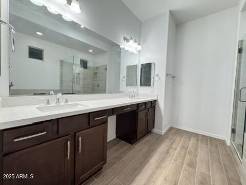 Building Photo - 8609 W Solano Dr
