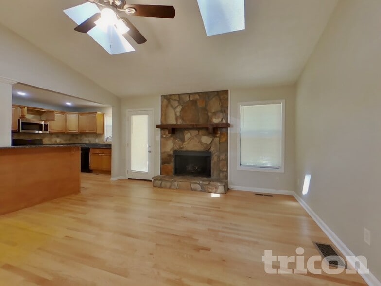 Building Photo - 2280 Lexington Way