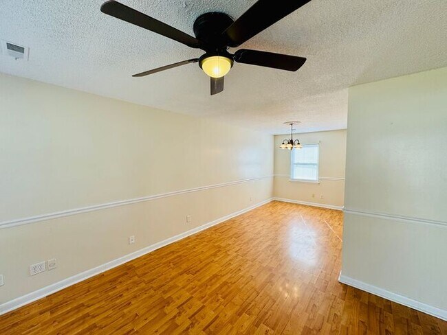 Building Photo - FENCED YARD near Redstone Arsenal Gate