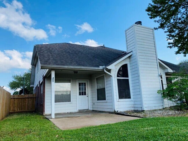 Building Photo - 23027 N Waterlily Dr