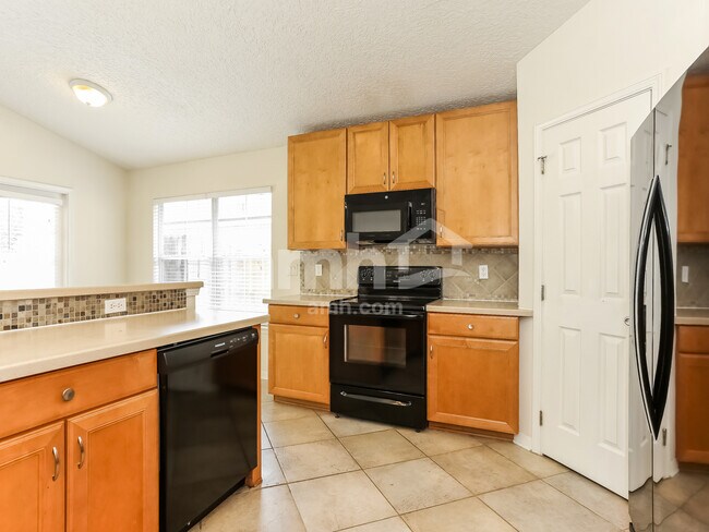 Building Photo - 96687 Commodore Point Dr