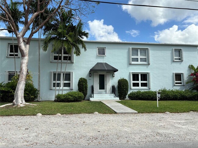 Primary Photo - 5601 SW 78th St