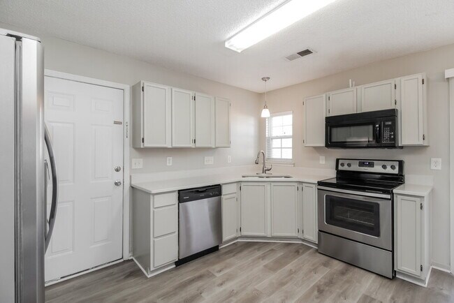 Building Photo - 6927 Ayrshire Glen Pl