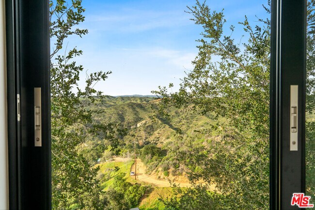 Building Photo - 1432 Penny Rd