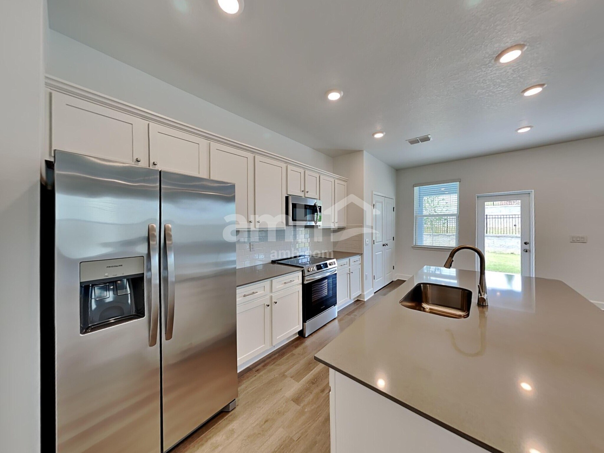 Building Photo - 37749 Dusty Saddle Ln