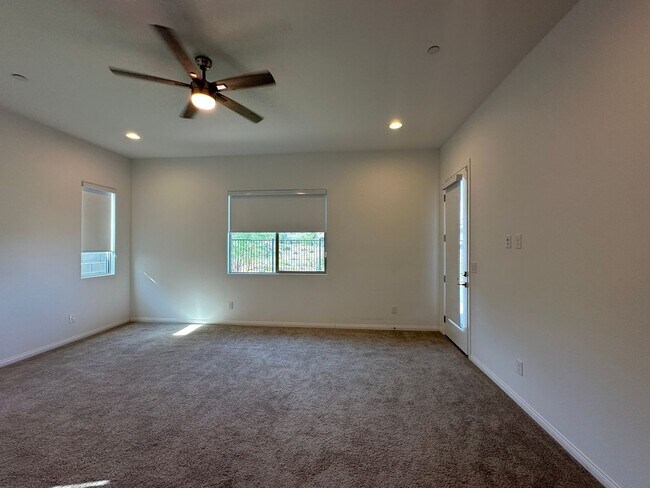 Building Photo - Summerlin Home for Rent