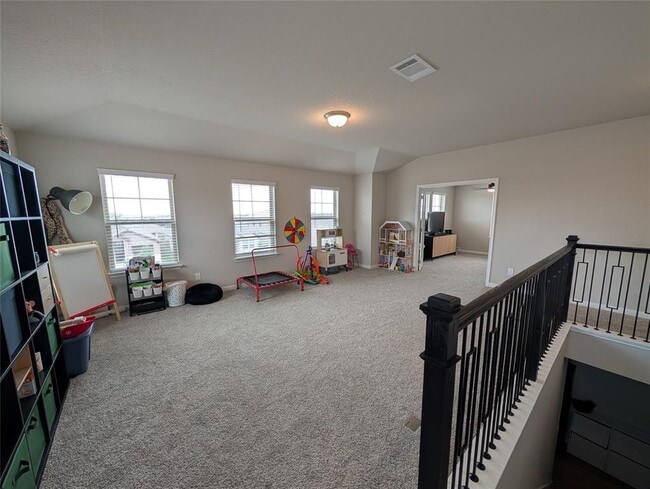 Building Photo - 3030 Charyn Wy