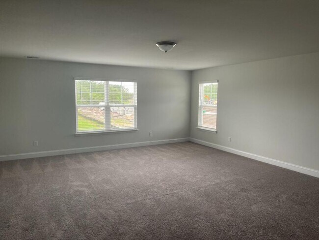 Building Photo - 152 Calhoun Fls Dr