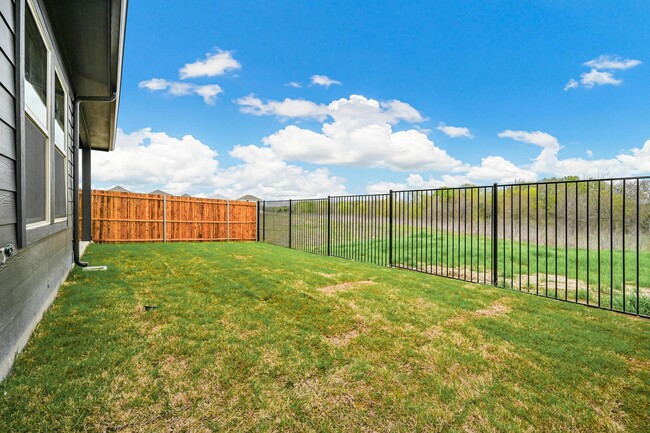 Building Photo - 712 Trace Trl