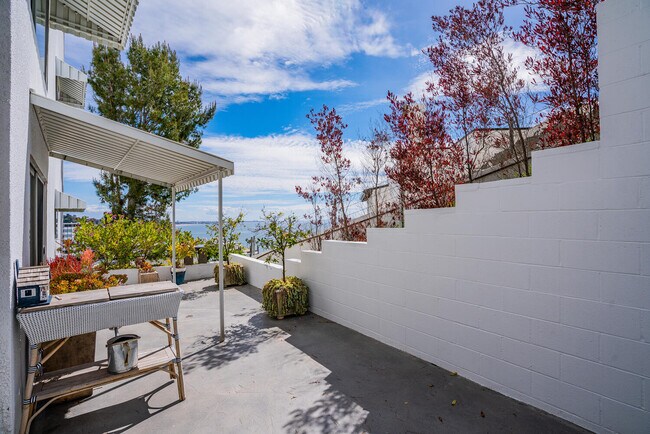 Building Photo - 17337 Tramonto Dr