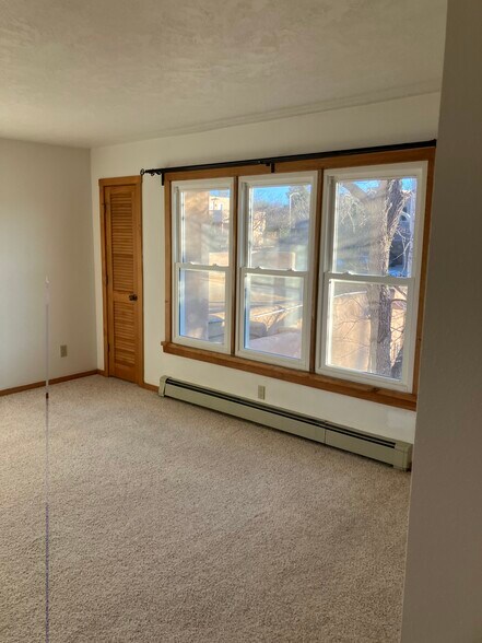 Building Photo - 3228 1/2 La Avenida de San Marcos