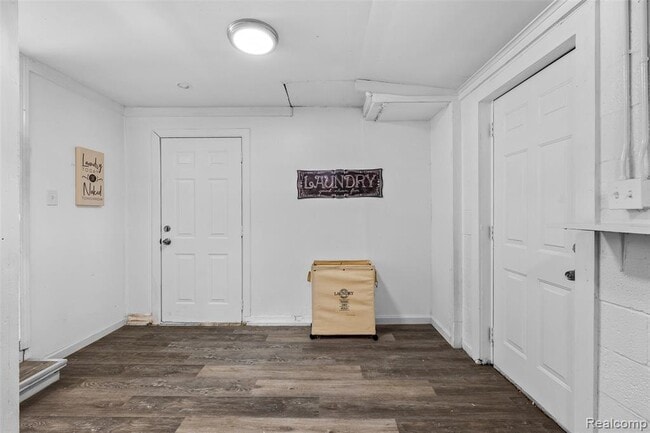 Building Photo - 641 Gilman St