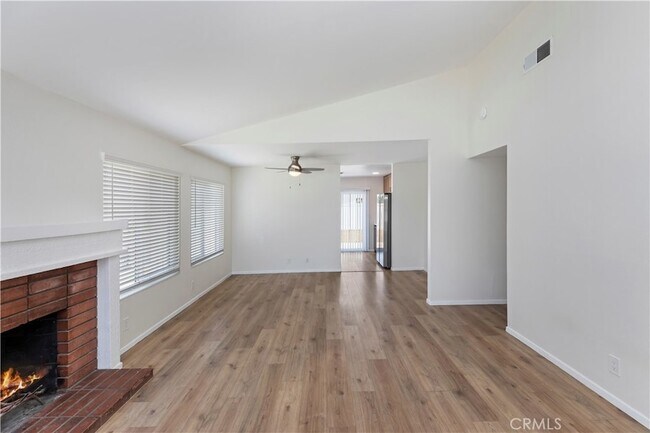 Building Photo - 14941 Doheny Cir
