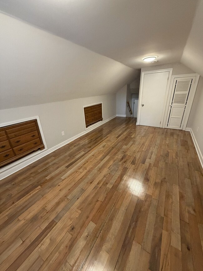 Building Photo - 1914 Pump Rd