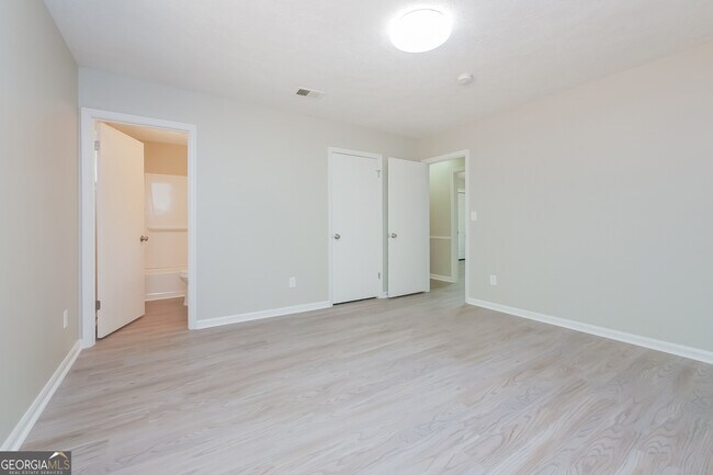 Building Photo - 8236 Greenmar Way