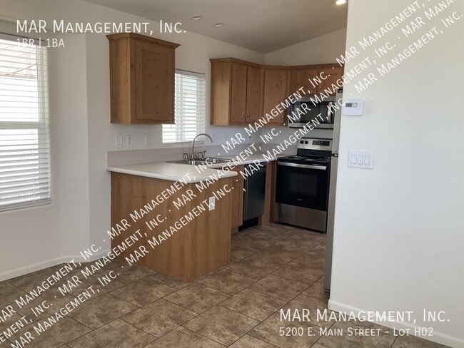 Building Photo - 5200 E Main St