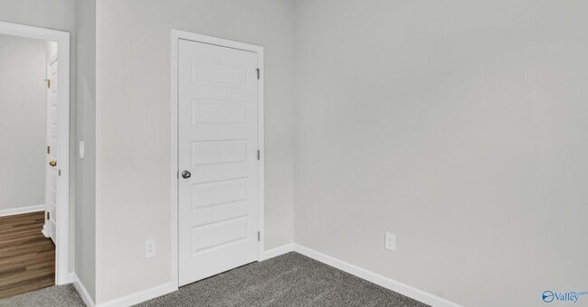 Building Photo - 120 Betty Williams Dr