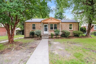 Building Photo - 1525 Abbot Rd