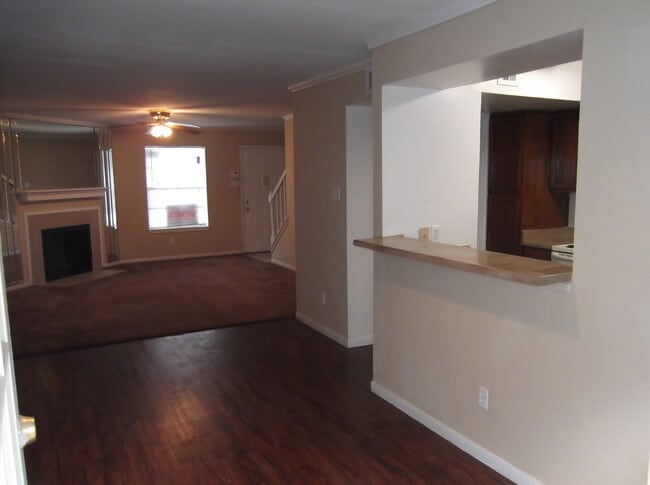 Building Photo - 14600 Fonmeadow Dr