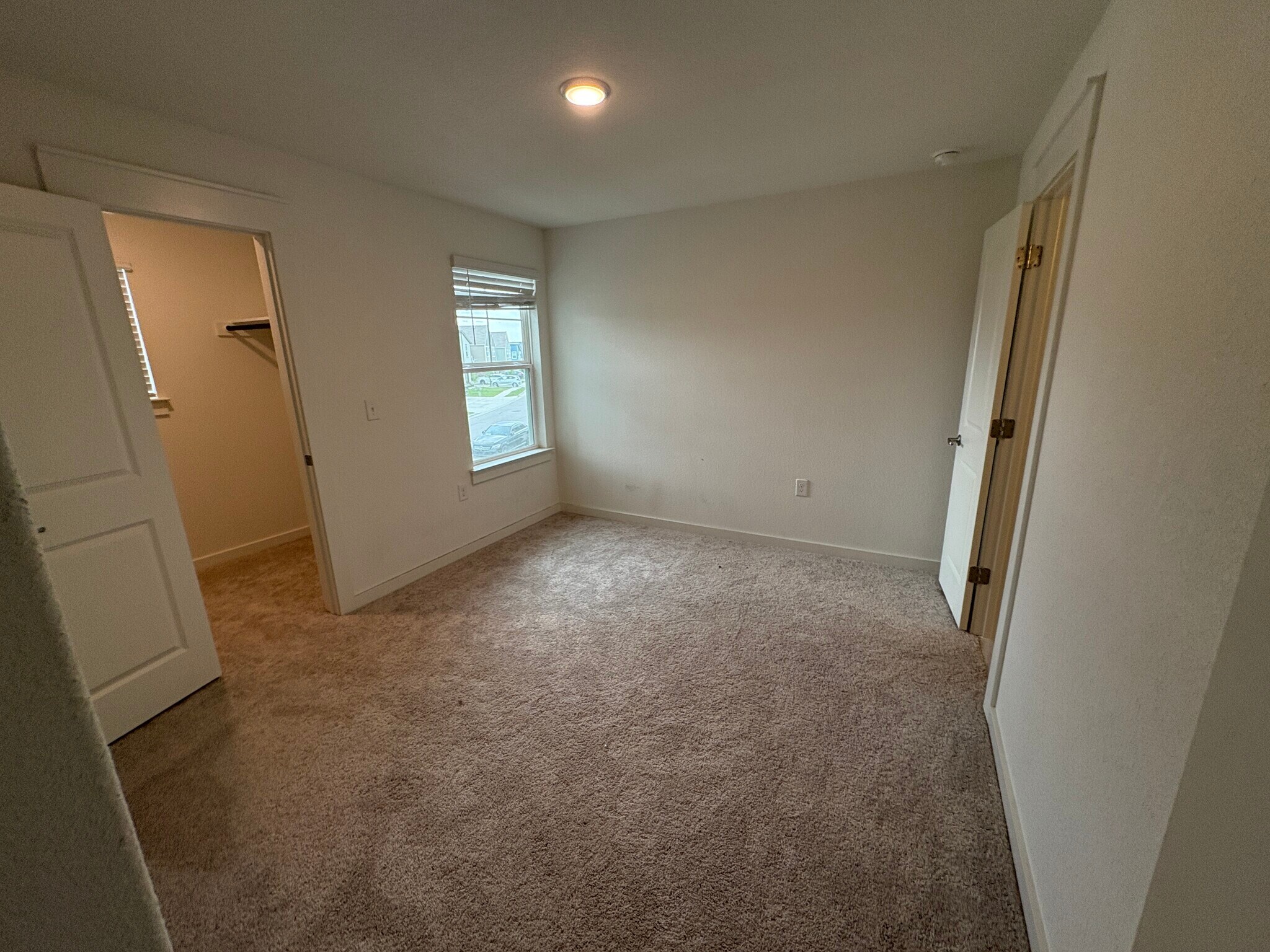 Building Photo - 7408 Sparkling Light Dr