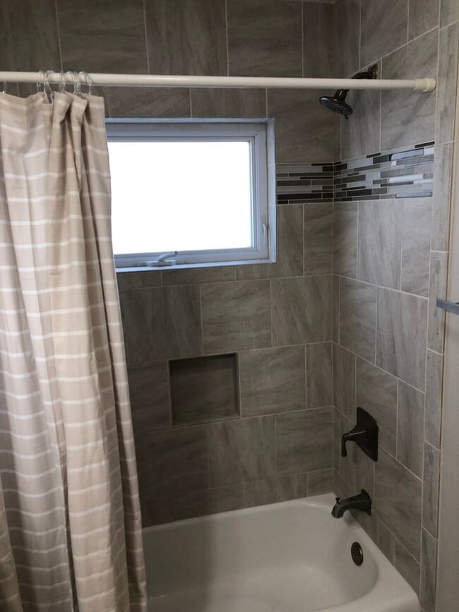 Building Photo - Updated throughout with new master suite!
