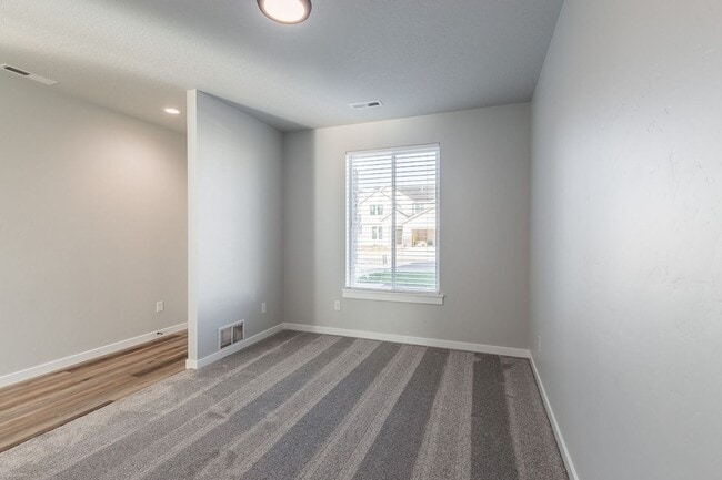 Building Photo - New 4 Bed 2.5 Bath House in Star