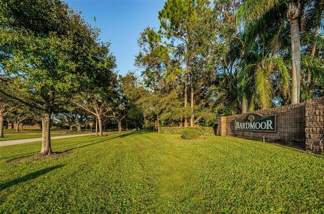 Building Photo - 10626 Longwood Dr