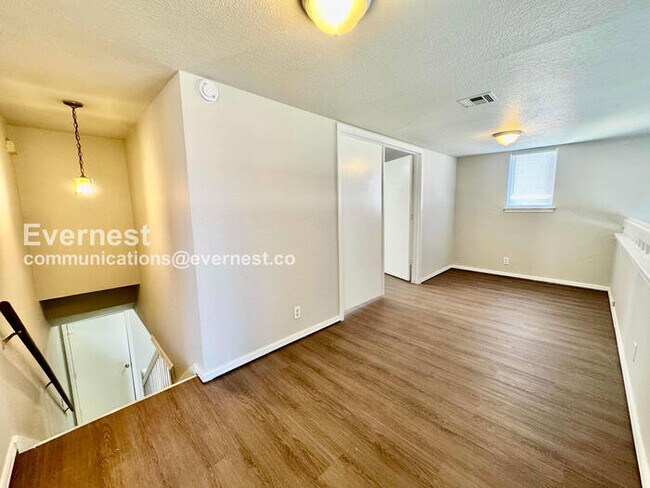 Building Photo - 7019 S 78th E Ave