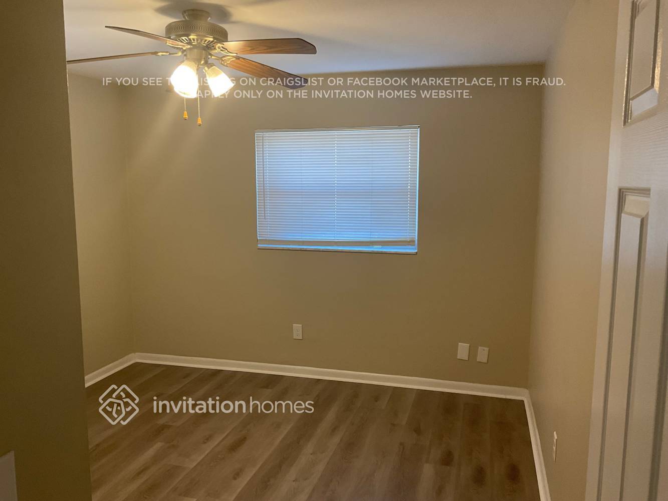 Building Photo - 9057 Lynwood Dr