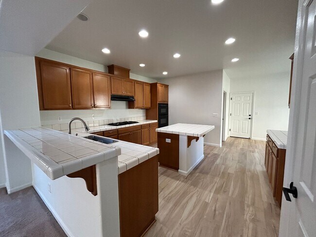 Building Photo - 5208 Harness Ct