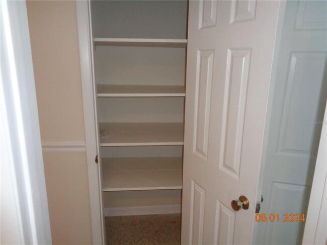 Building Photo - 508 Camelia Ln