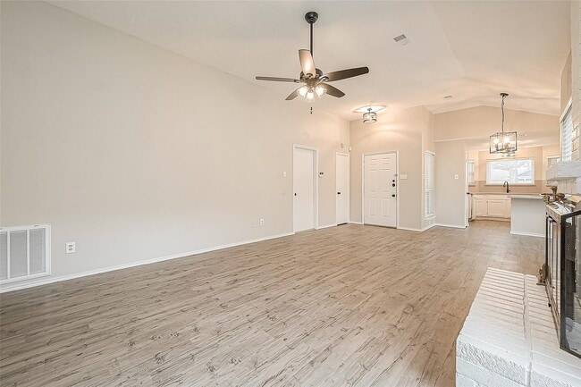 Building Photo - 9247 Autumnsong Dr