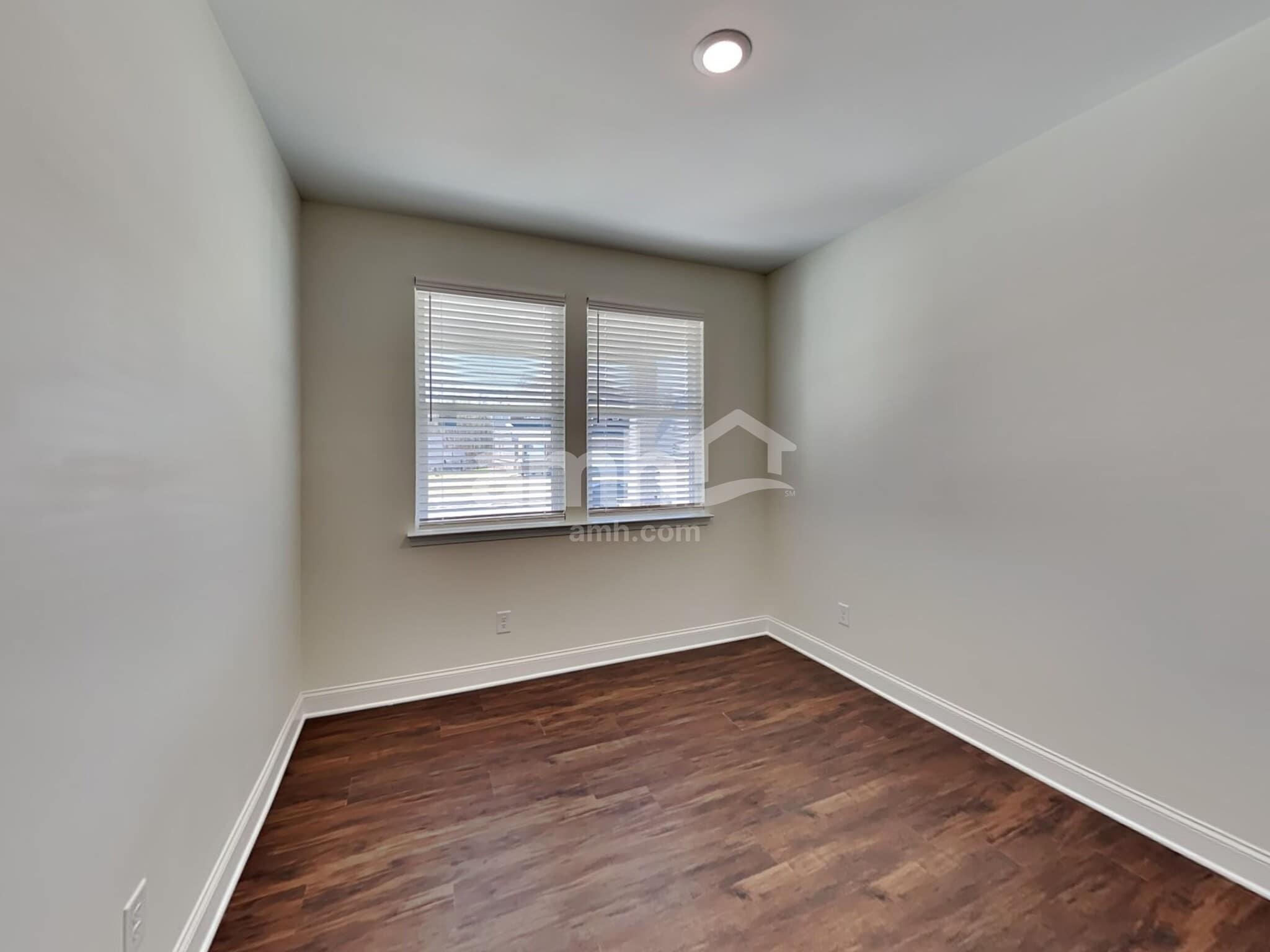 Building Photo - 5222 Blue Mountain Dr