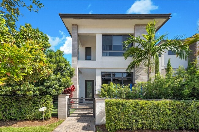 Building Photo - 8279 NW 43rd St