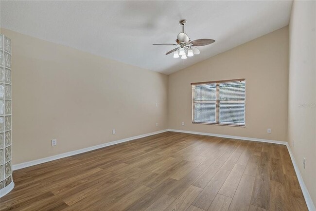 Building Photo - 8211 Canyon Creek Way