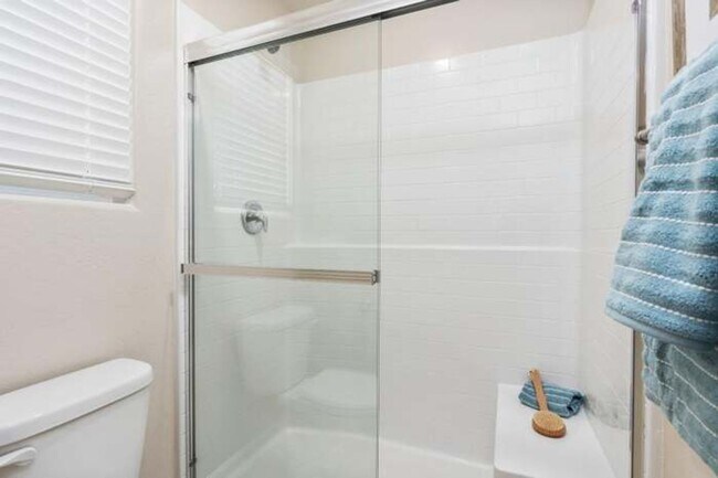 Building Photo - BRAND NEW 3/2.5 WIlson Home near Clovis South