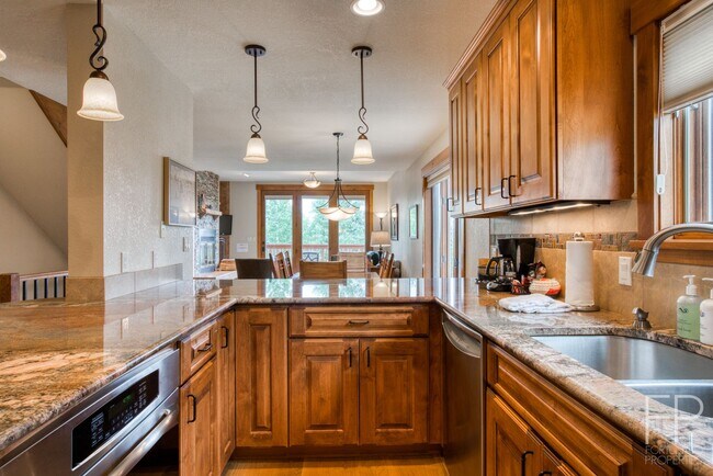 Building Photo - Breck 3-bedroom home with views! Year leas...