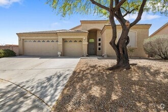 Building Photo - Beautiful Home with Pool and Spa and 3 car...