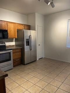 Building Photo - 1956 S Falcon Dr