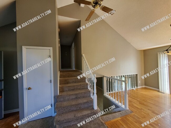 Building Photo - 14801 W 123rd Terrace
