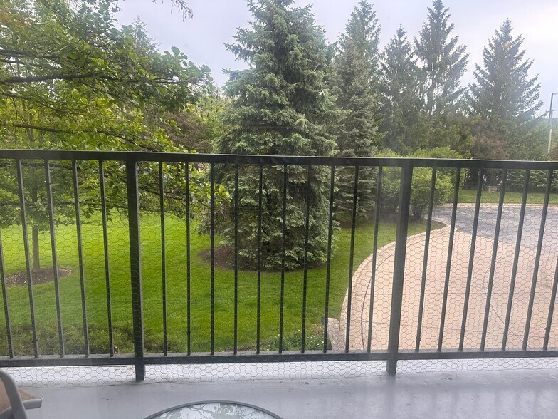 Building Photo - 720 Prestwick Ln