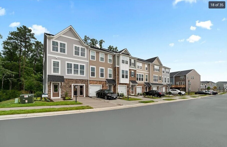 Building Photo - 595 Rivanna Hill Rd