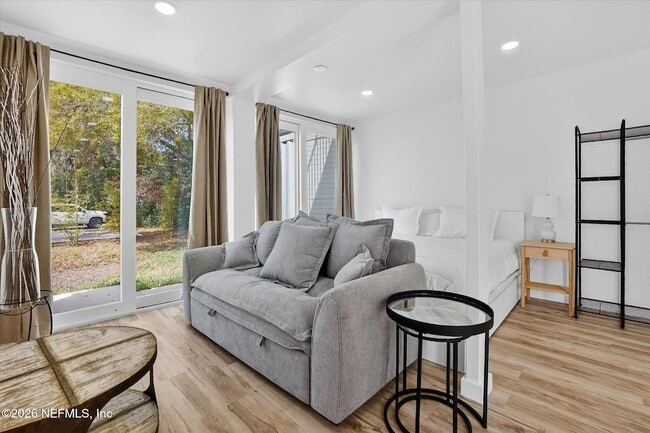 Building Photo - 8778 Waterfront Terrace