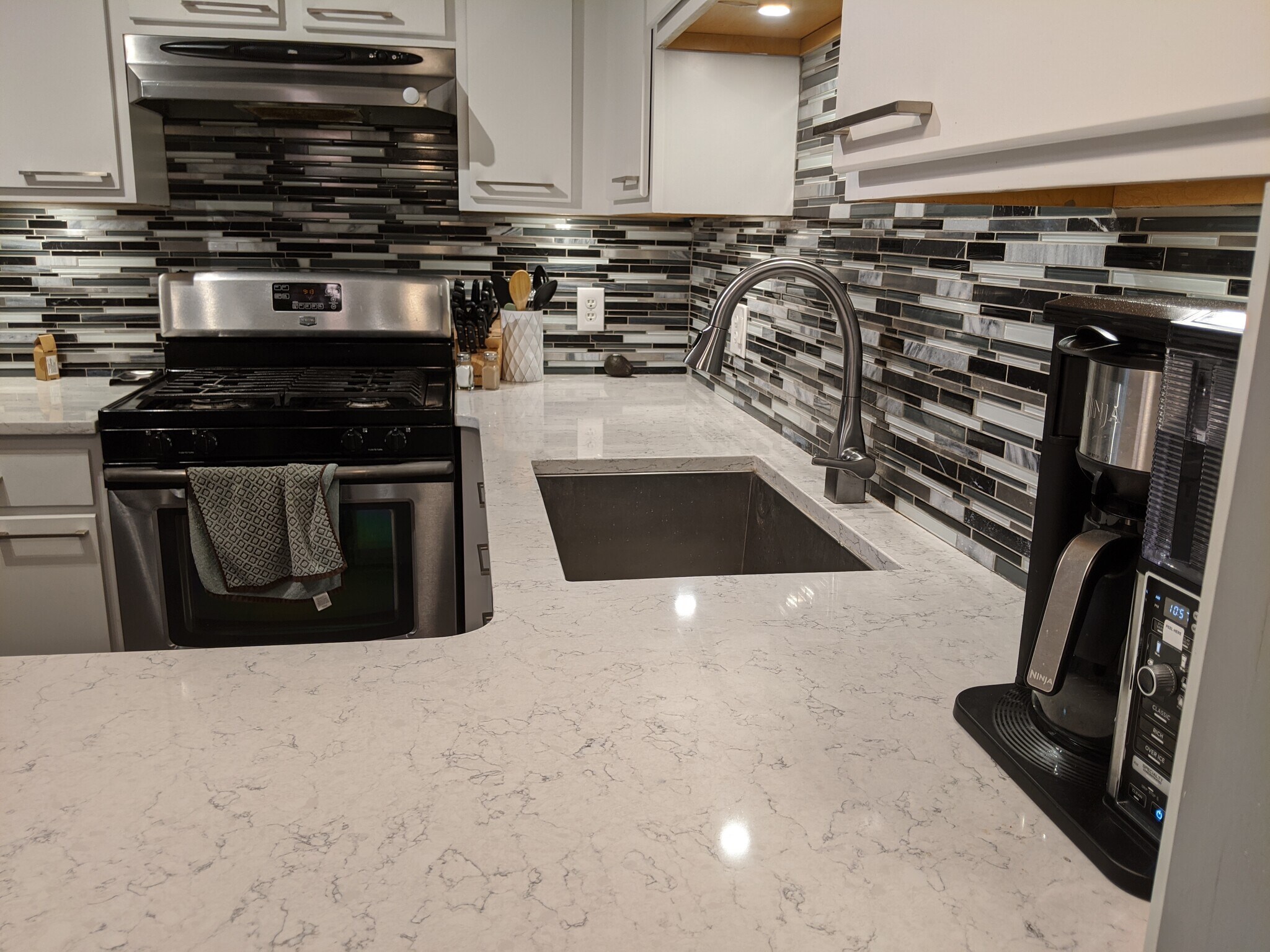 Wide extra depth sink - 111 Delmar Mitchell Dr