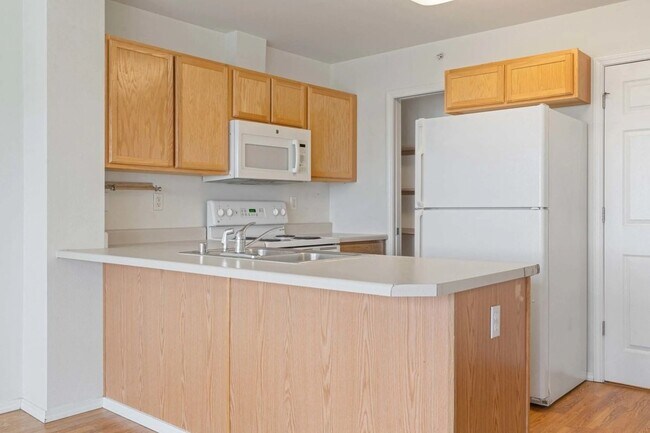 Building Photo - 9905 William Jones Cir