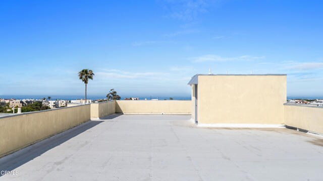 Building Photo - 1707 Pacific Coast Hwy