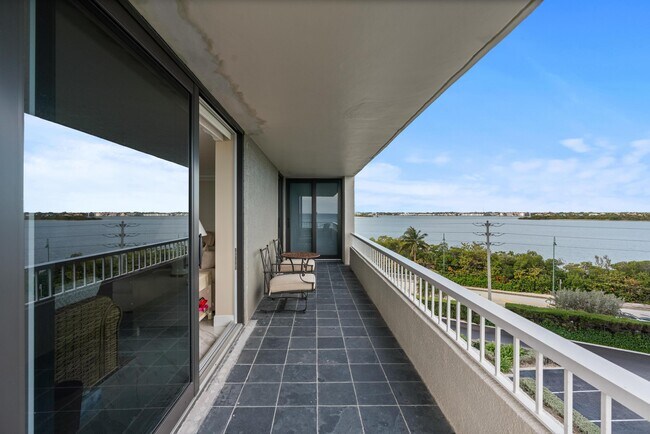 Building Photo - 5550 N Ocean Dr