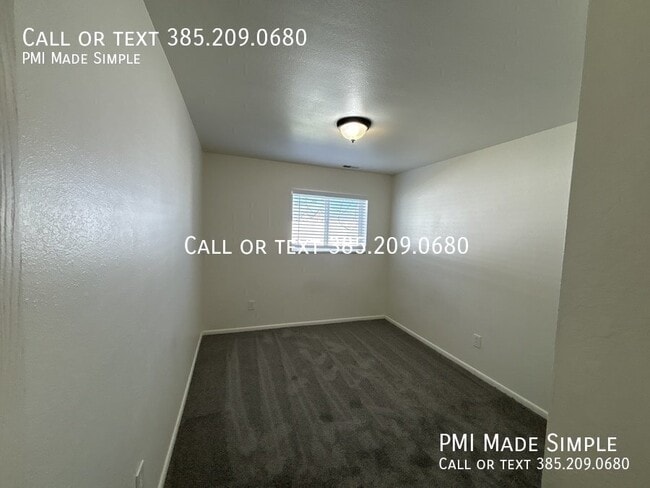 Building Photo - 567 N 880 E St