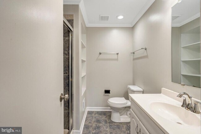 Building Photo - 7065 Leewood Forest Dr
